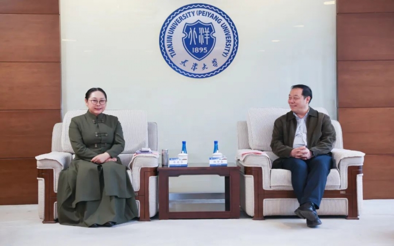 張榮華主席應(yīng)邀出席天津大學(xué)創(chuàng)業(yè)大講堂活動(dòng)，張君婷總裁作主題演講