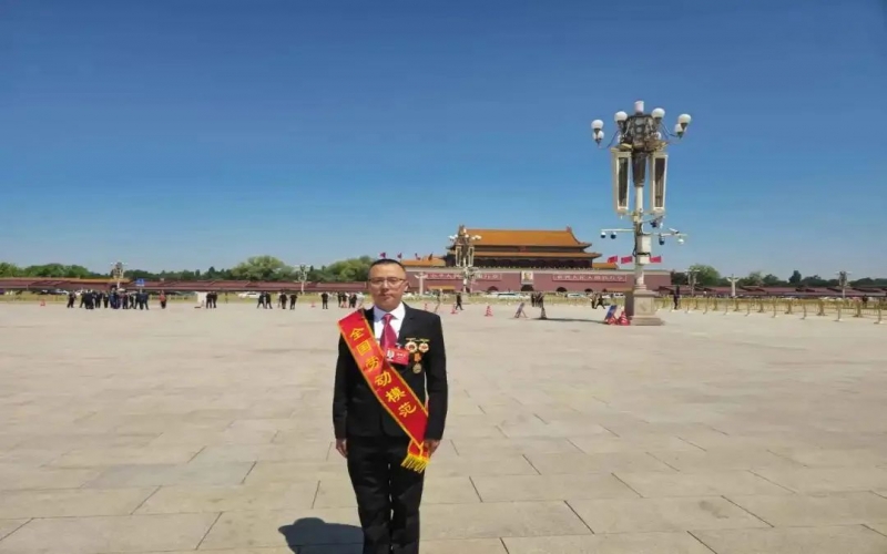 勞模故事｜“刀鋒舞者”20年！趙小東從一線工人煉成全國勞模