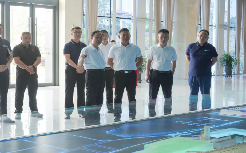 榮程集團副總裁、榮程新能集團董事長張立華赴金鼎鋼鐵集團煤焦化參觀考察