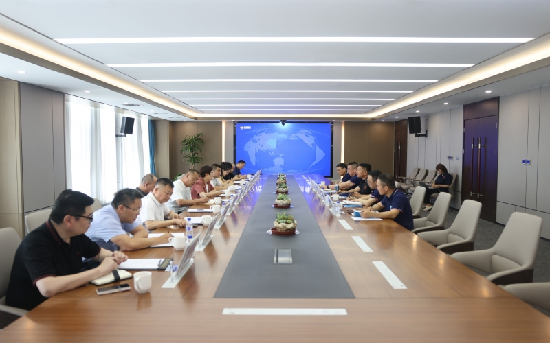 內(nèi)蒙古自治區(qū)錫林郭勒盟正藍旗委副書記、旗長劉曉敏到訪榮程集團